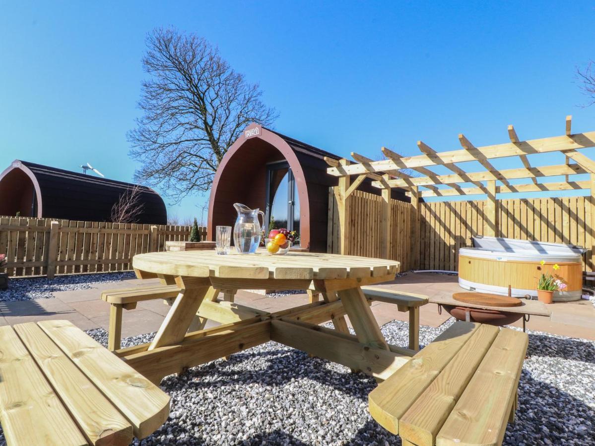 Lapwing Lodge ランカスター エクステリア 写真